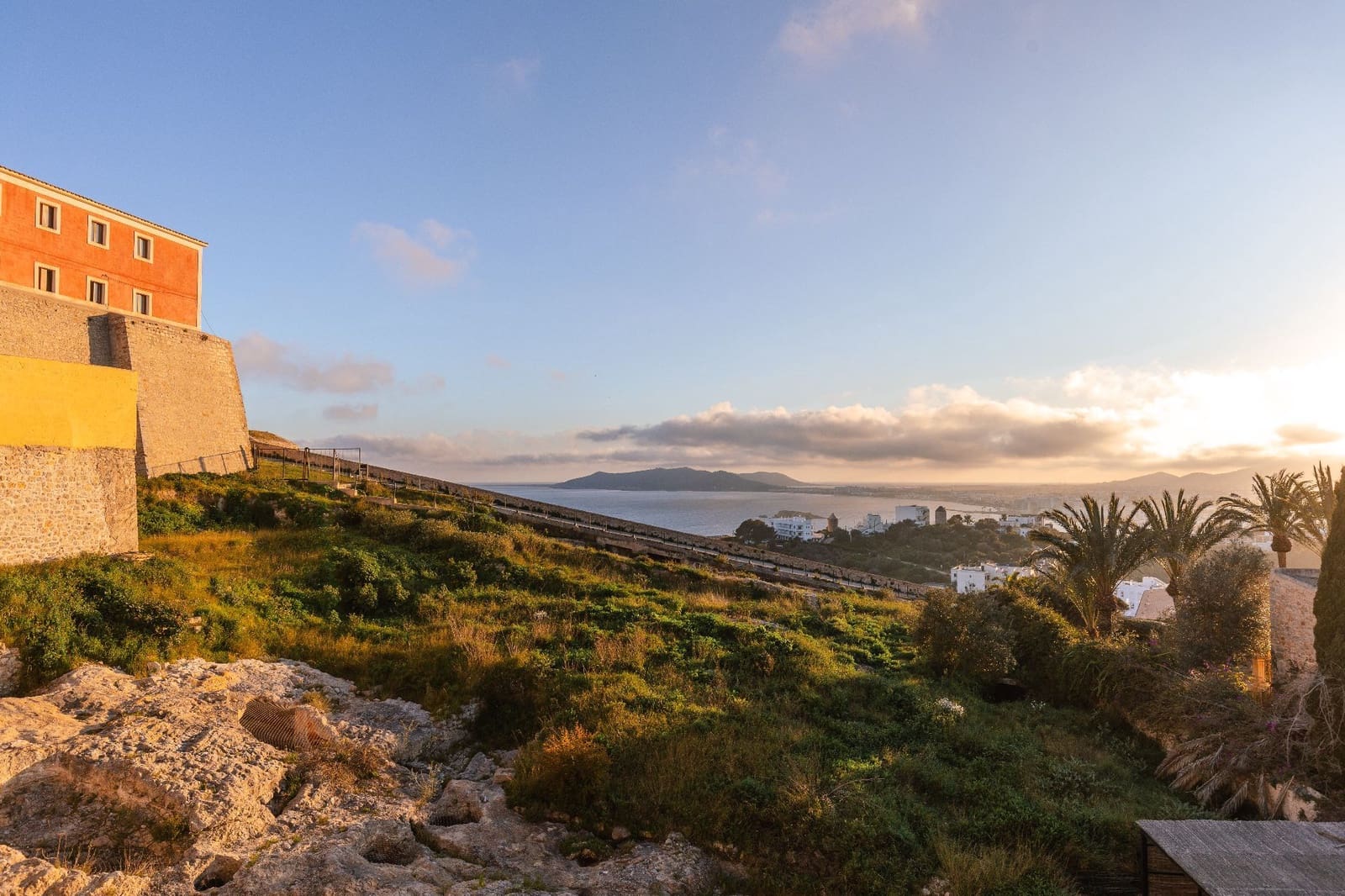 7 sypialnia Willa na sprzedaż w Miasto Ibiza / Eivissa z garażem - 10 800 000 € (Ref: 9830634)