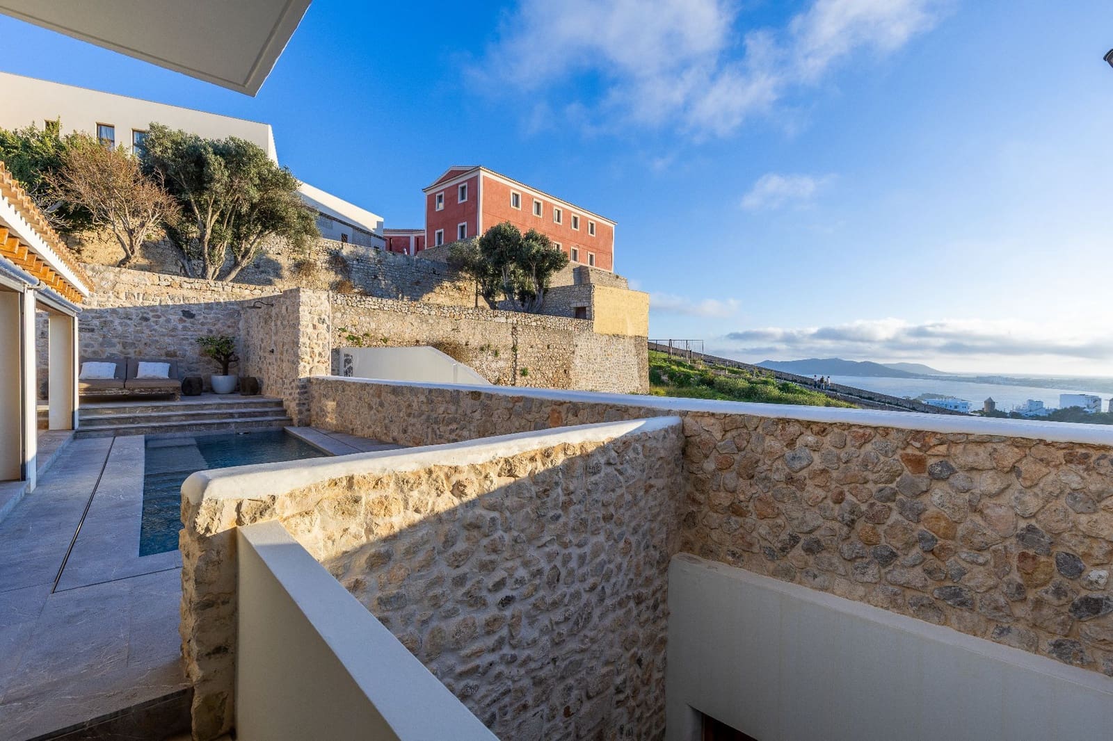 7 sypialnia Willa na sprzedaż w Miasto Ibiza / Eivissa z garażem - 10 800 000 € (Ref: 9830634)