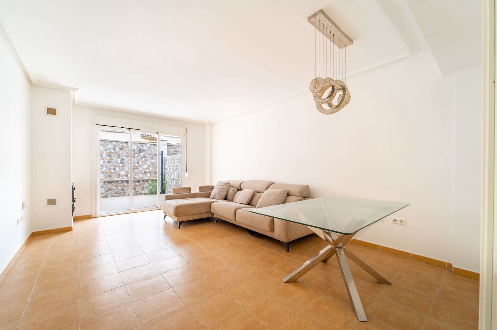2 chambre Villa/Maison Semi-Mitoyenne à vendre à El Faro avec garage - 390 000 € (Ref: 9830635)