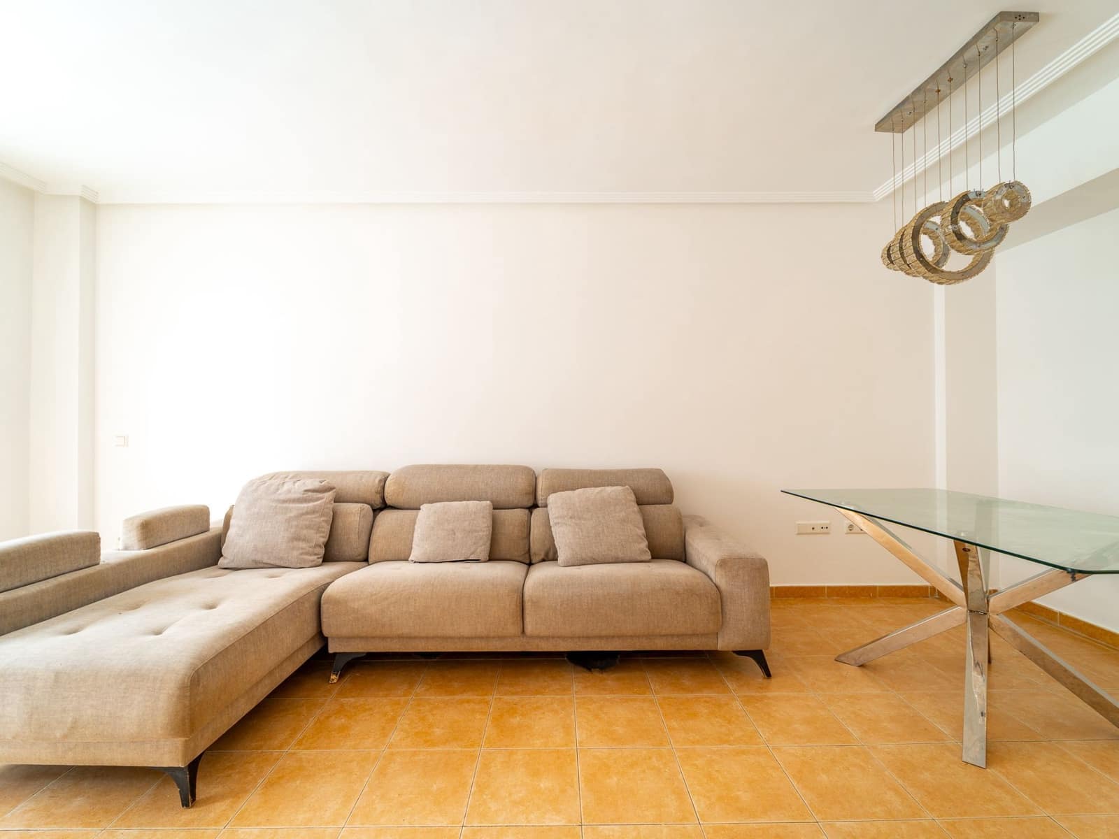 2 chambre Villa/Maison Semi-Mitoyenne à vendre à El Faro avec garage - 390 000 € (Ref: 9830635)