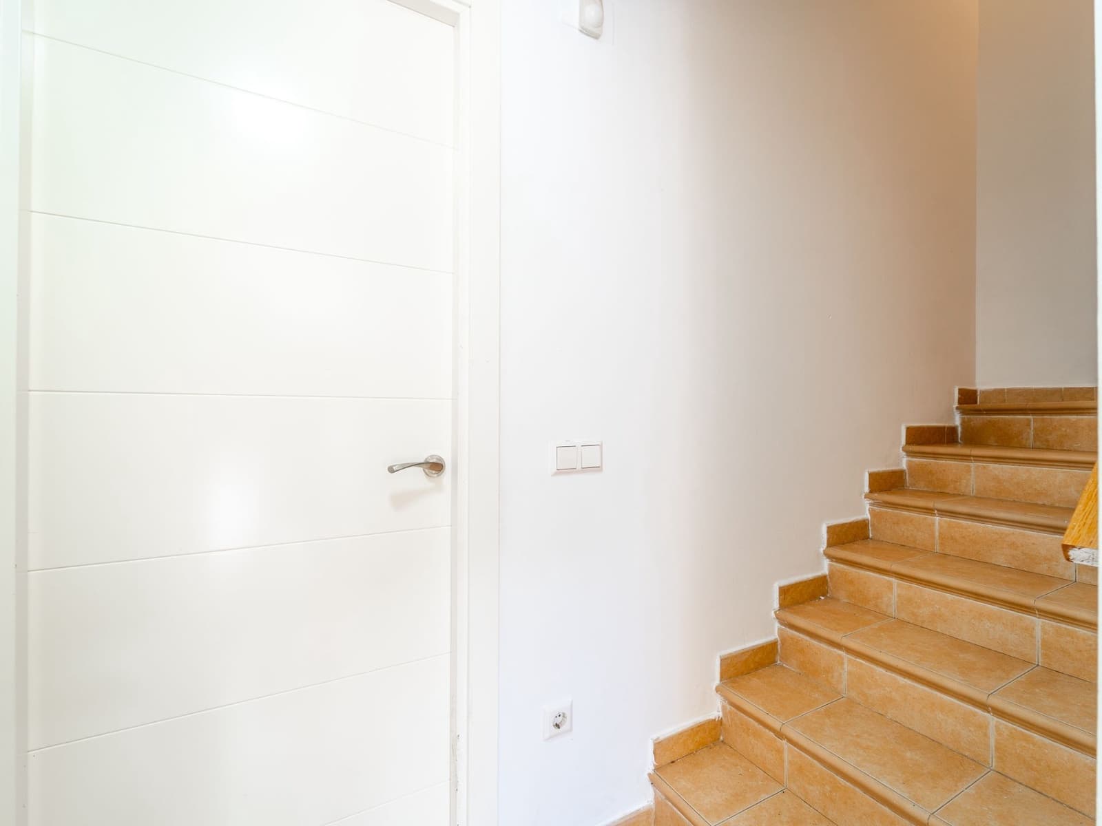 2 chambre Villa/Maison Semi-Mitoyenne à vendre à El Faro avec garage - 390 000 € (Ref: 9830635)