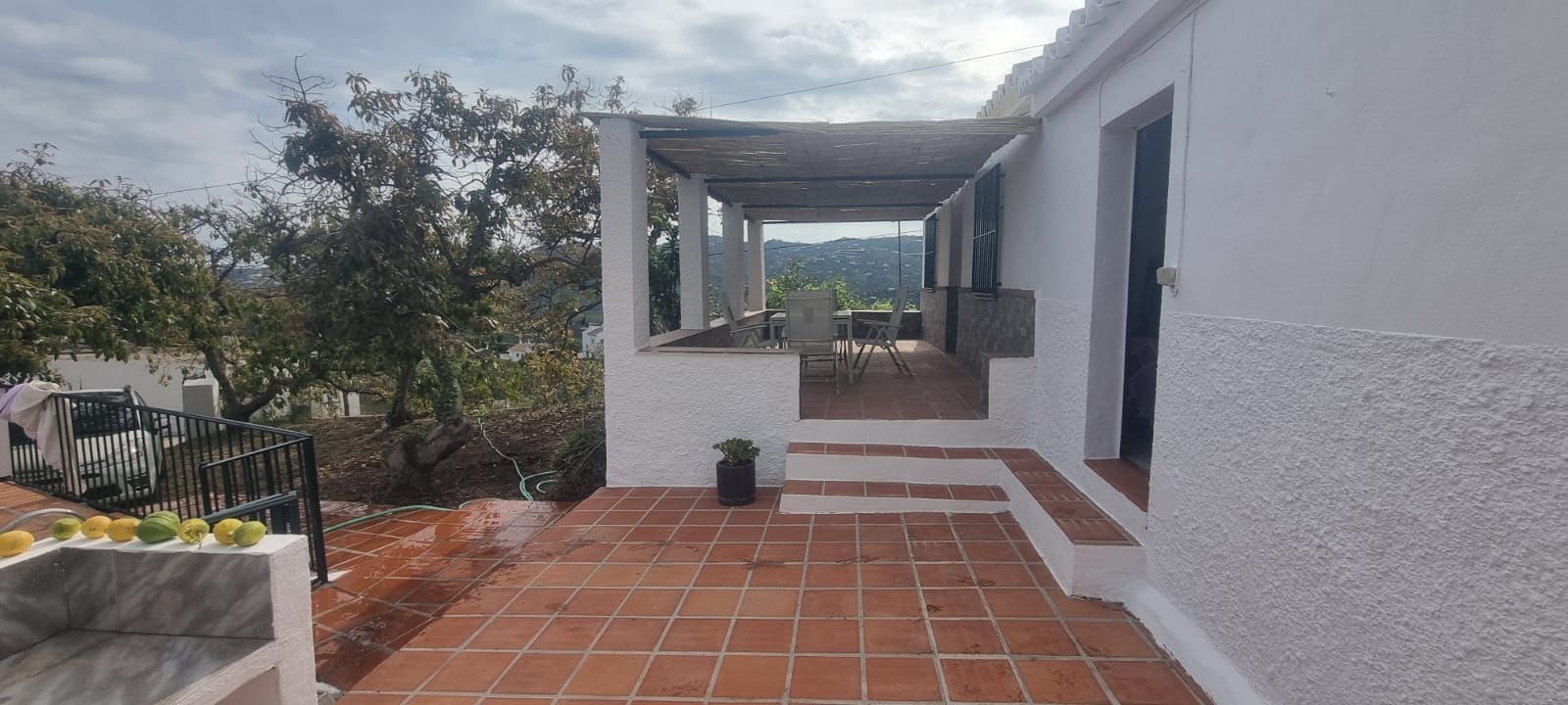 Chalet de 4 habitaciones en Frigiliana en venta - 348.000 € (Ref: 9830636)