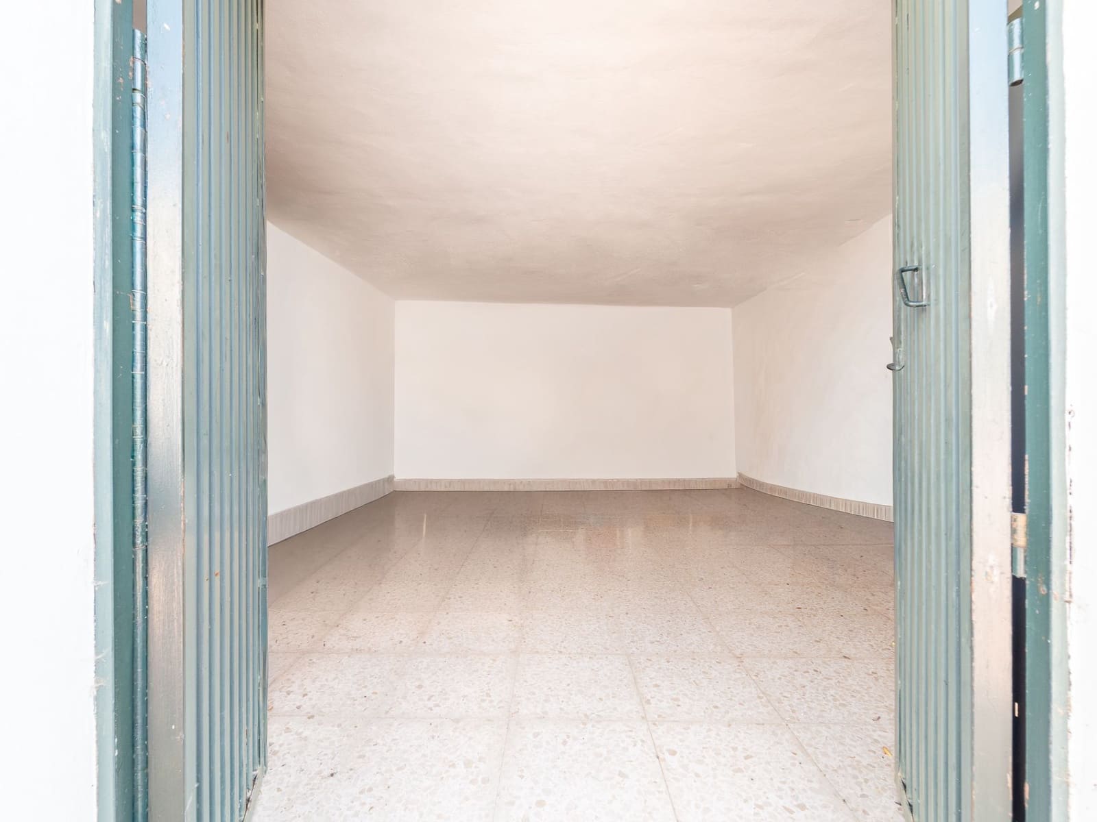 Chalet de 4 habitaciones en Frigiliana en venta - 348.000 € (Ref: 9830636)