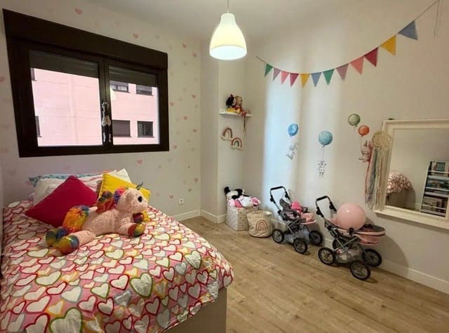 3 bedroom Flat for sale in Teatinos, Málaga city - € 621,900 (Ref: 9830637)