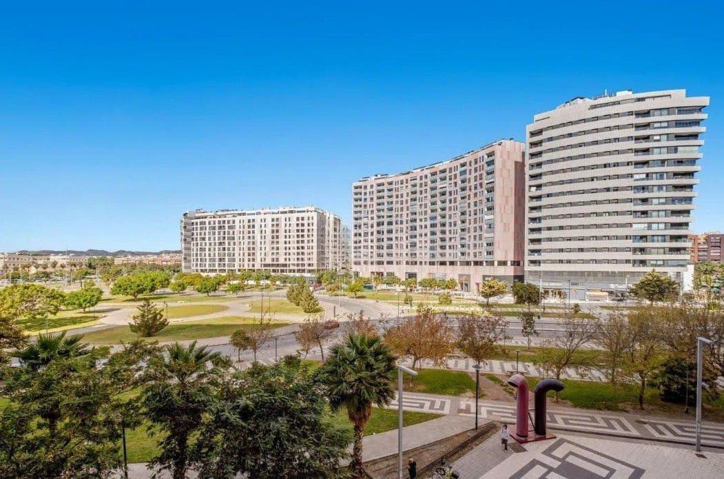 3 bedroom Flat for sale in Malaga city - € 621,900 (Ref: 9830637)