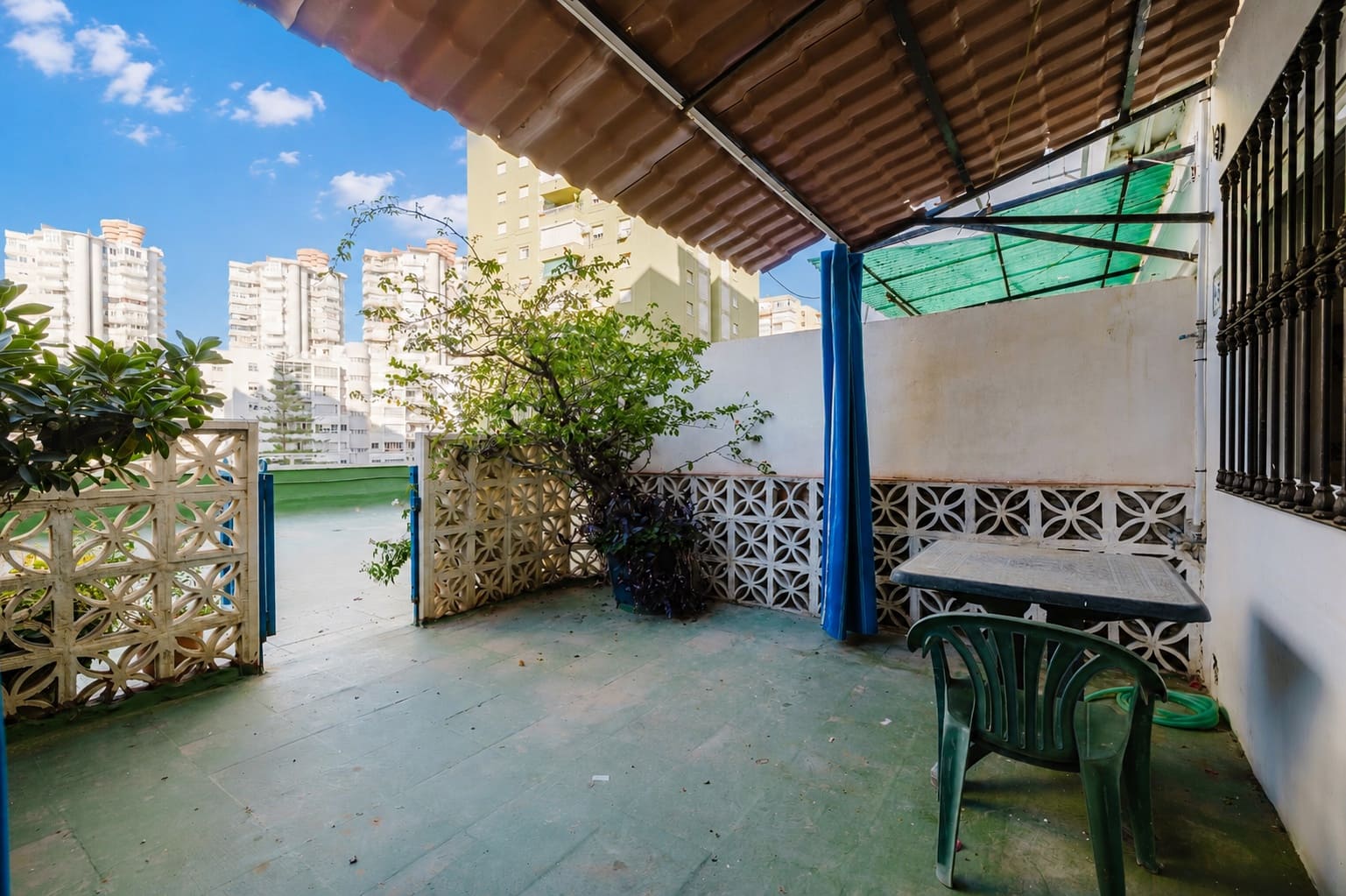 Flat for sale in Torremolinos - € 140,000 (Ref: 9844822)