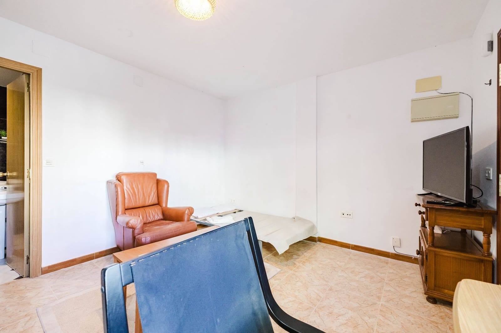 Flat for sale in Torremolinos - € 140,000 (Ref: 9844822)