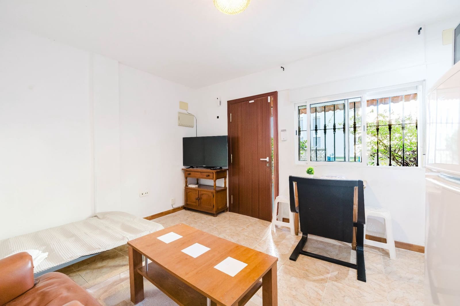 Flat for sale in Torremolinos - € 140,000 (Ref: 9844822)