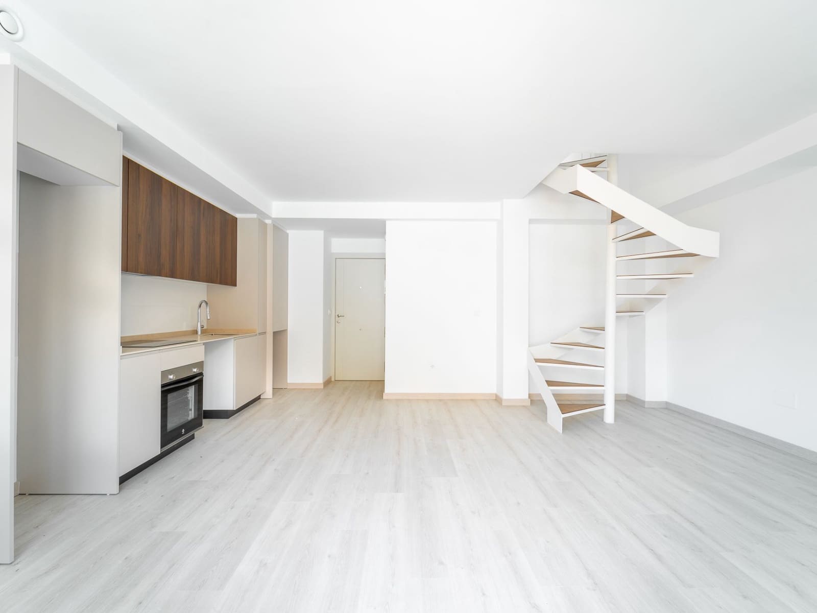 2 bedroom Flat for sale in Arroyo de la Miel with garage - € 338,000 (Ref: 9844824)