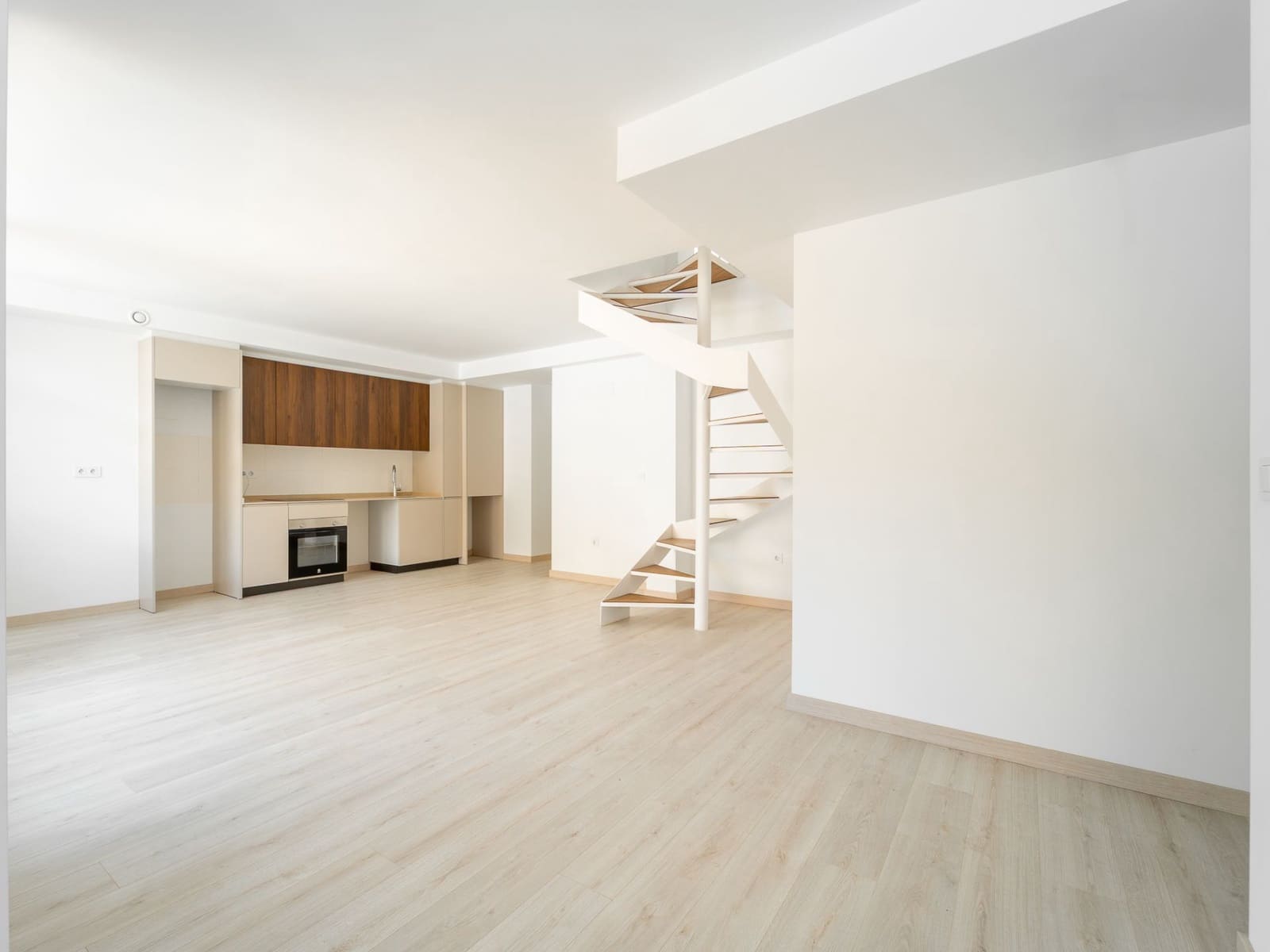 2 bedroom Flat for sale in Arroyo de la Miel with garage - € 338,000 (Ref: 9844824)