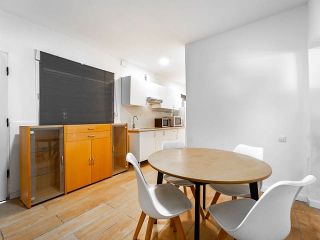 2 chambre Appartement à vendre à Cruz de Humilladero, Malaga ville - 189 000 € (Ref: 9844825)