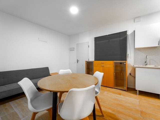 2 chambre Appartement à vendre à Cruz de Humilladero, Malaga ville - 189 000 € (Ref: 9844825)