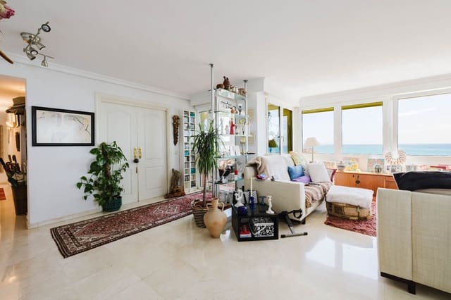 4 soverom Leilighet til salgs i Torremolinos med svømmebasseng garasje - € 795 000 (Ref: 9851040)