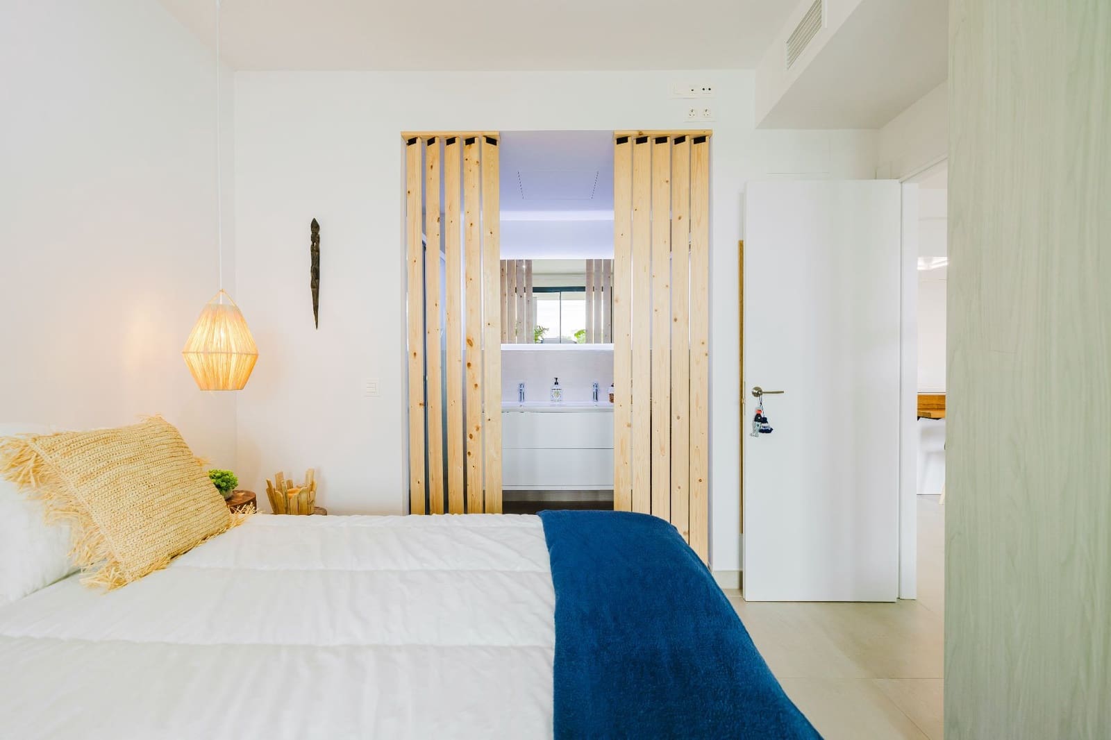 Piso de 2 habitaciones en Fuengirola en venta con piscina garaje - 610.000 € (Ref: 9851041)