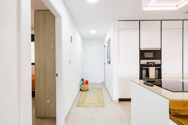 Piso de 2 habitaciones en Fuengirola en venta con piscina garaje - 610.000 € (Ref: 9851041)