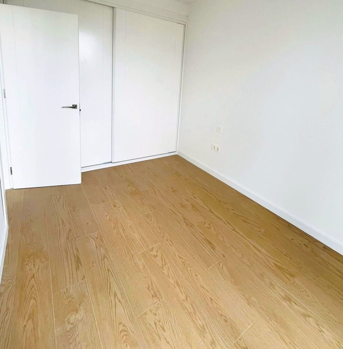 2 soveværelse Lejlighed til salg i Fuengirola - € 330.000 (Ref: 9851042)