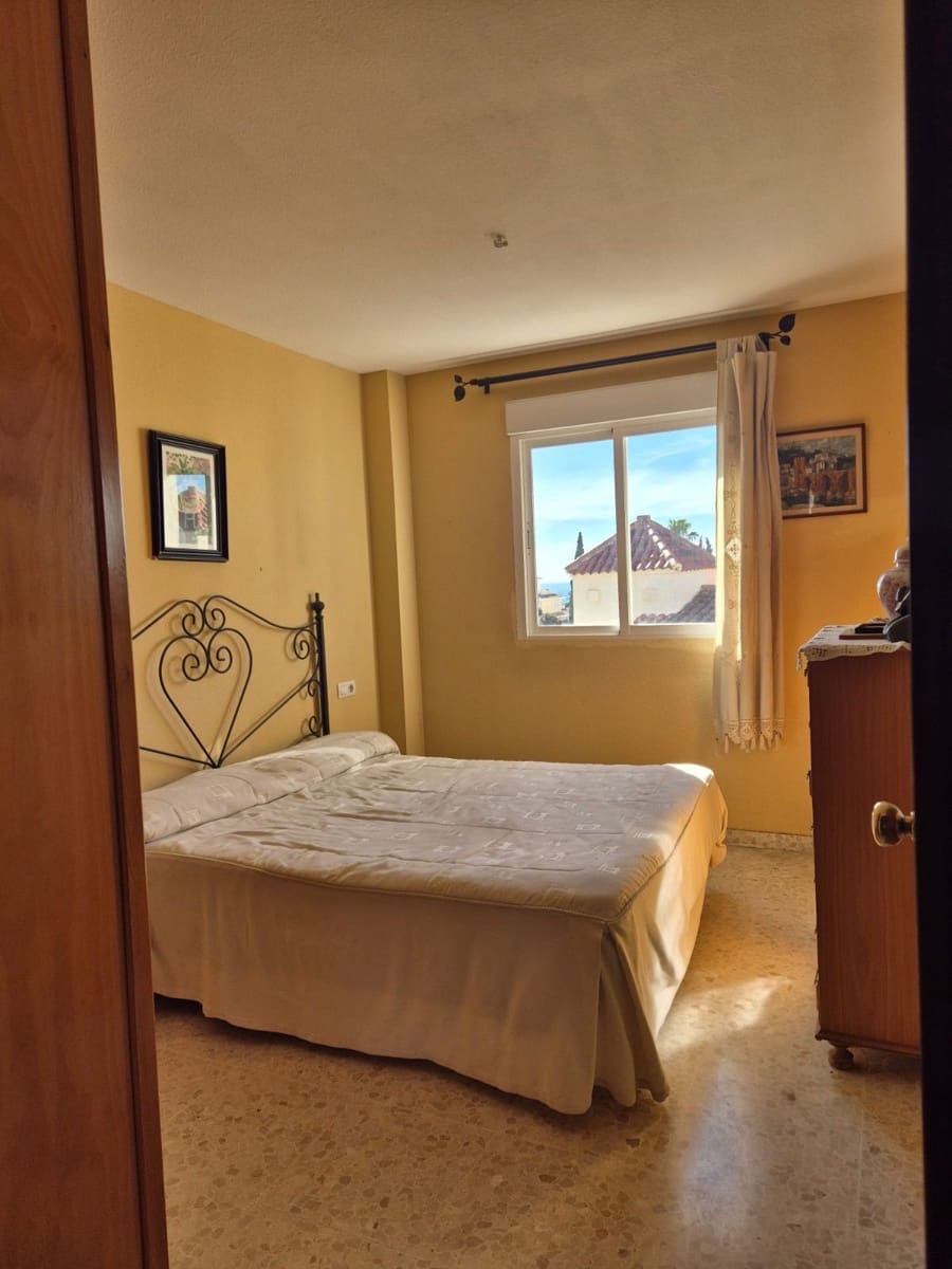 3 bedroom Semi-detached Villa for sale in Velez-Malaga - € 390,000 (Ref: 9851044)
