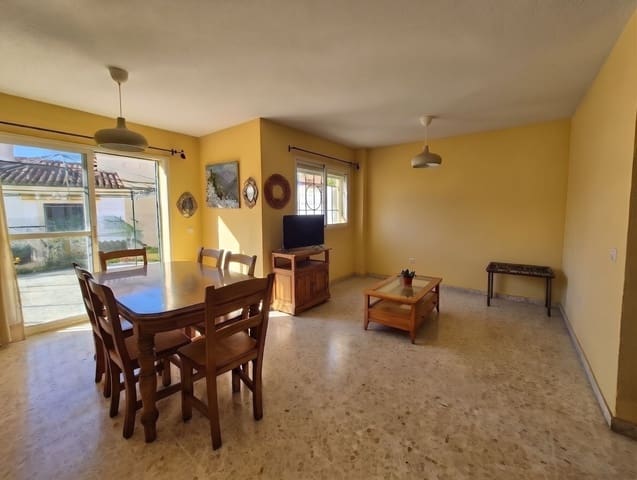 3 chambre Villa/Maison Semi-Mitoyenne à vendre à Vélez-Málaga - 390 000 € (Ref: 9851044)