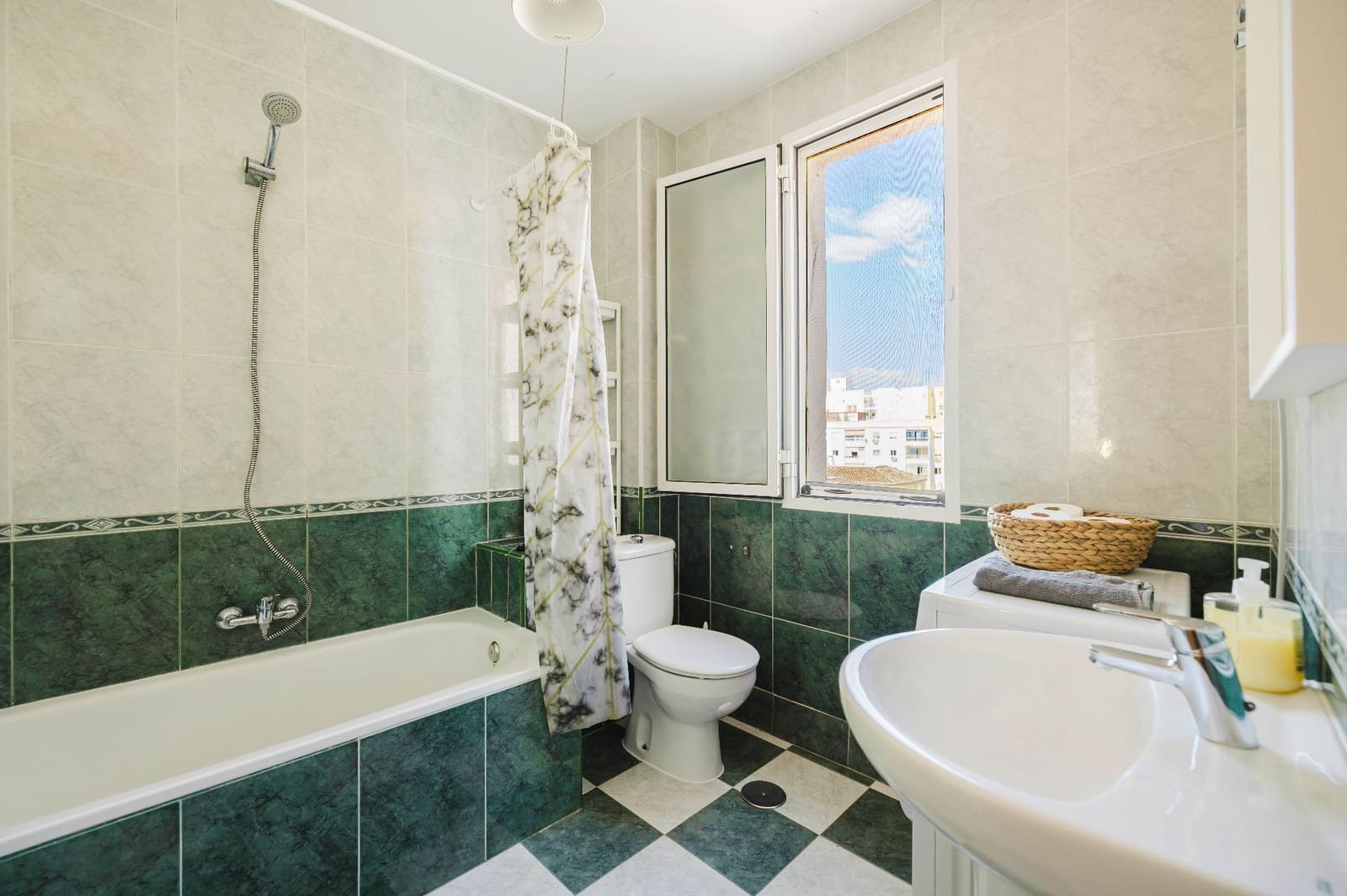 4 soverom Leilighet til salgs i Malaga by - € 419 000 (Ref: 9851045)