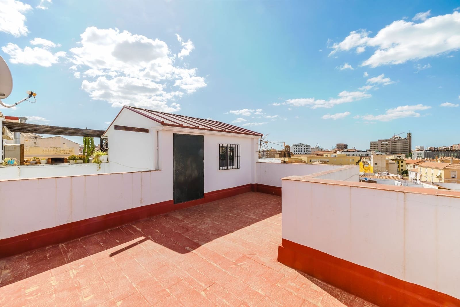 4 soverom Leilighet til salgs i Malaga by - € 419 000 (Ref: 9851045)