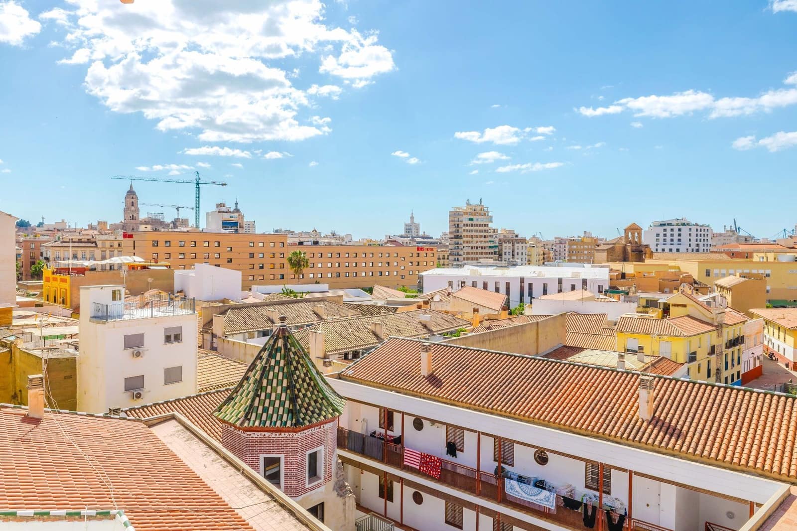 4 soverom Leilighet til salgs i Malaga by - € 419 000 (Ref: 9851045)