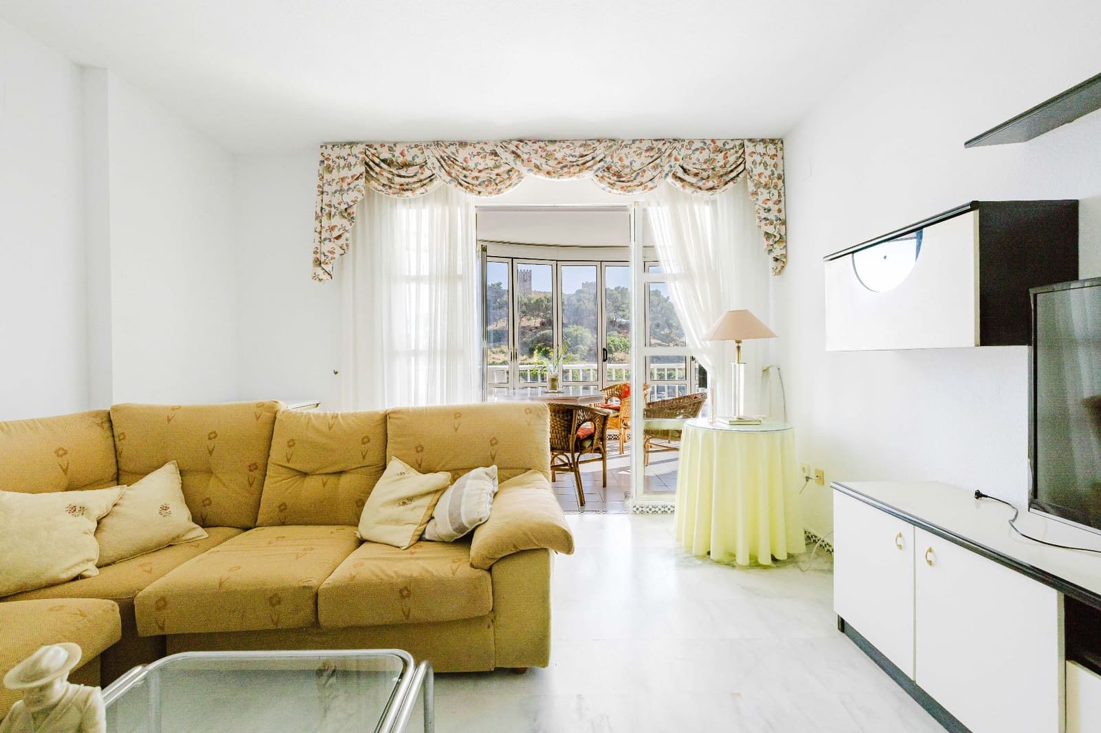 3 makuuhuone Asunto myytävänä paikassa Fuengirola mukana uima-altaan - 625 000 € (Ref: 9854891)
