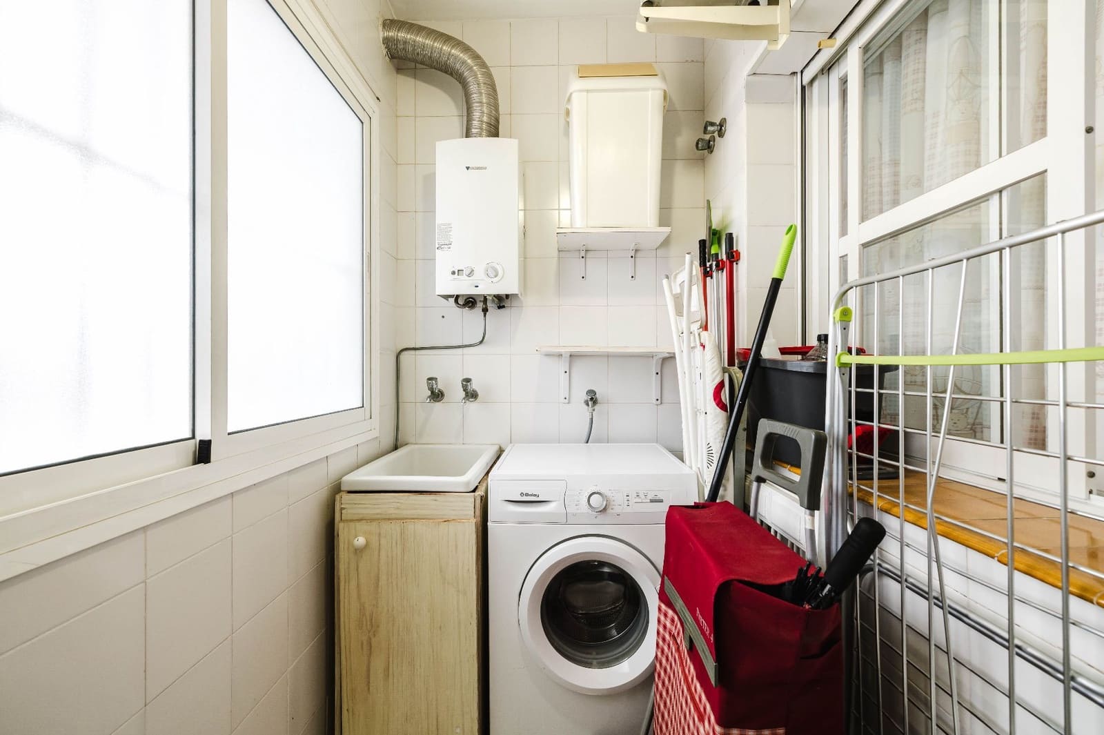 3 makuuhuone Asunto myytävänä paikassa Fuengirola mukana uima-altaan - 625 000 € (Ref: 9854891)