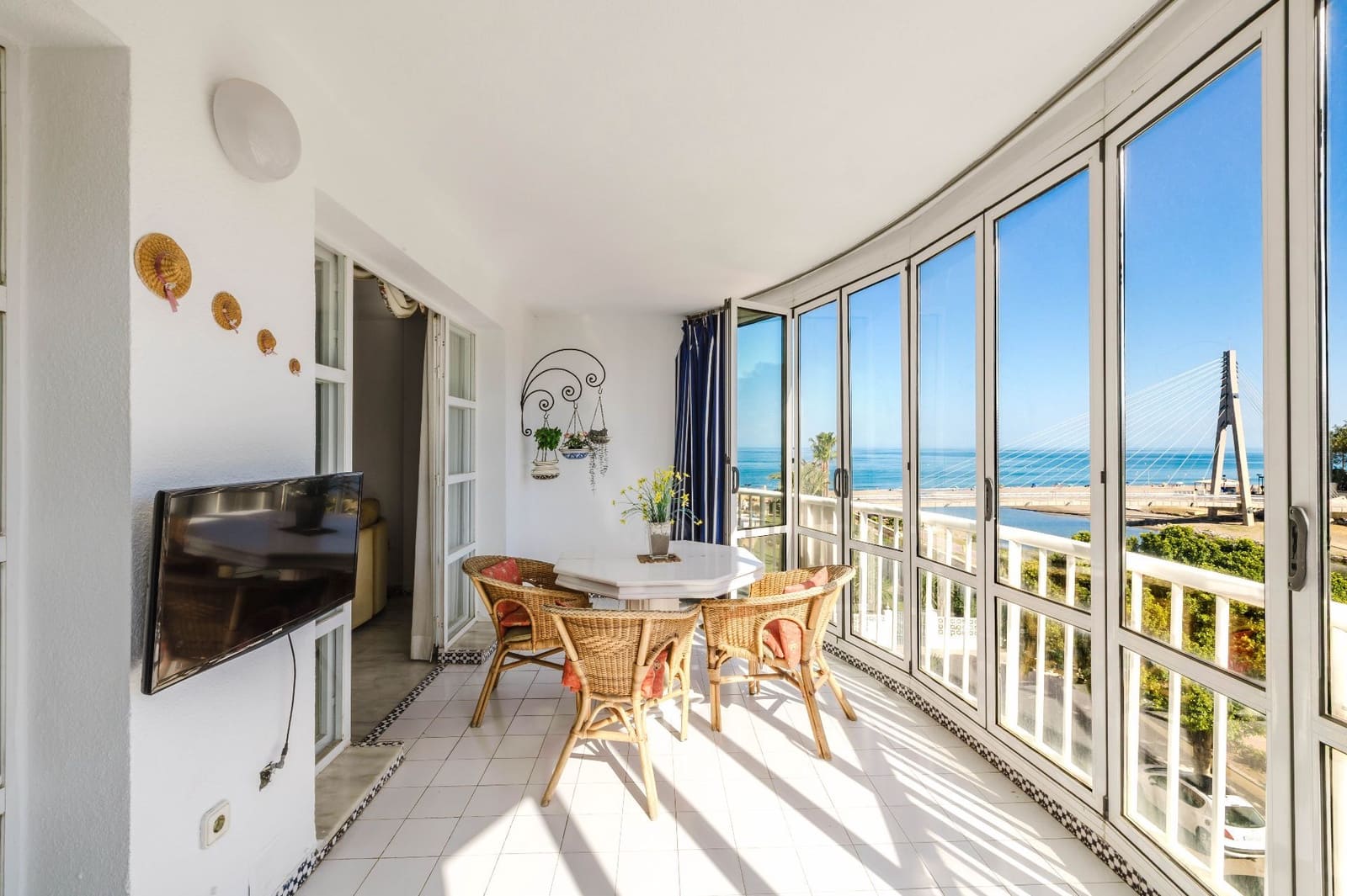 3 makuuhuone Asunto myytävänä paikassa Fuengirola mukana uima-altaan - 625 000 € (Ref: 9854891)