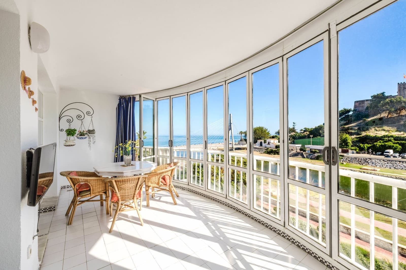 3 makuuhuone Asunto myytävänä paikassa Fuengirola mukana uima-altaan - 625 000 € (Ref: 9854891)