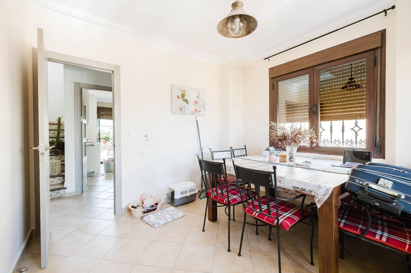 4 bedroom Villa for sale in Casabermeja with garage - € 499,000 (Ref: 9861524)