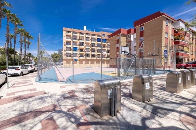 1 sovrum Lägenhet till salu i Torremolinos med garage - 155 000 € (Ref: 9861525)