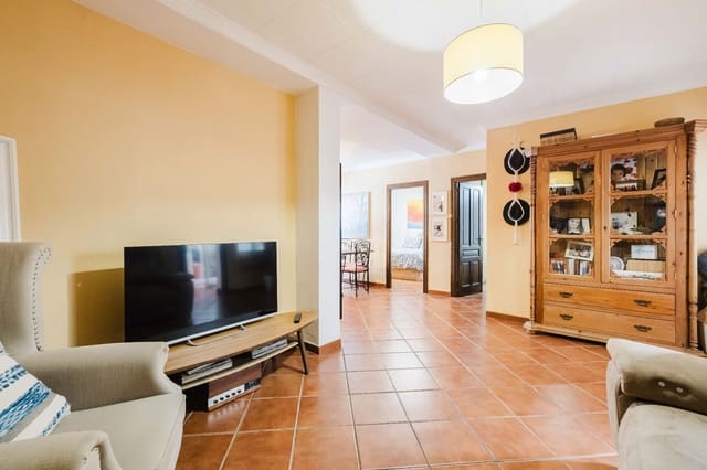 4 soveværelse Semi-Rækkehus til salg i Marbella - € 599.000 (Ref: 9864019)