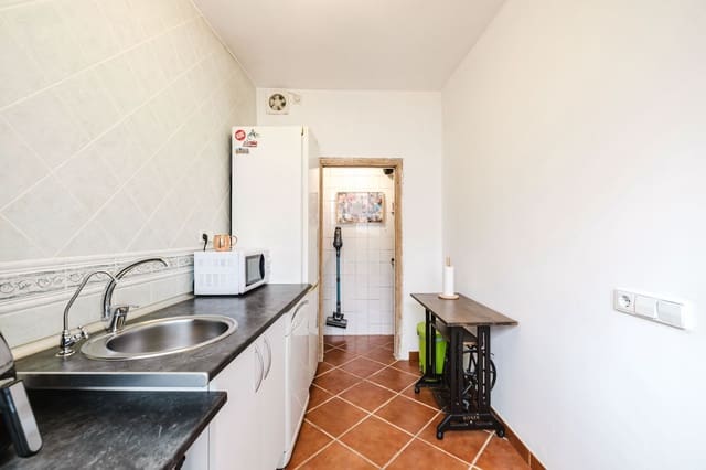 4 soveværelse Semi-Rækkehus til salg i Marbella - € 599.000 (Ref: 9864019)