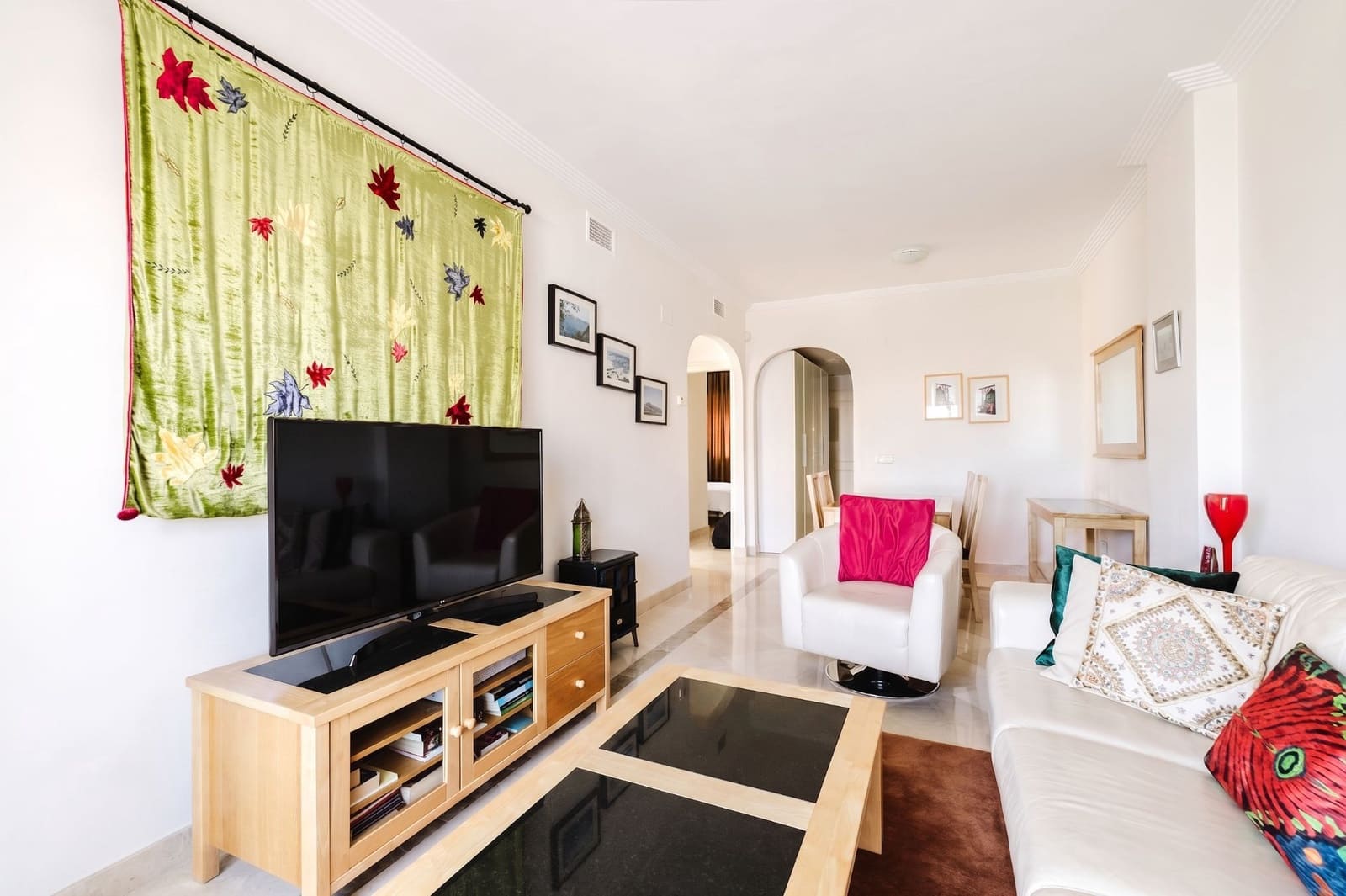 2 bedroom Flat for sale in La Cala de Mijas with pool garage - € 300,000 (Ref: 9864021)