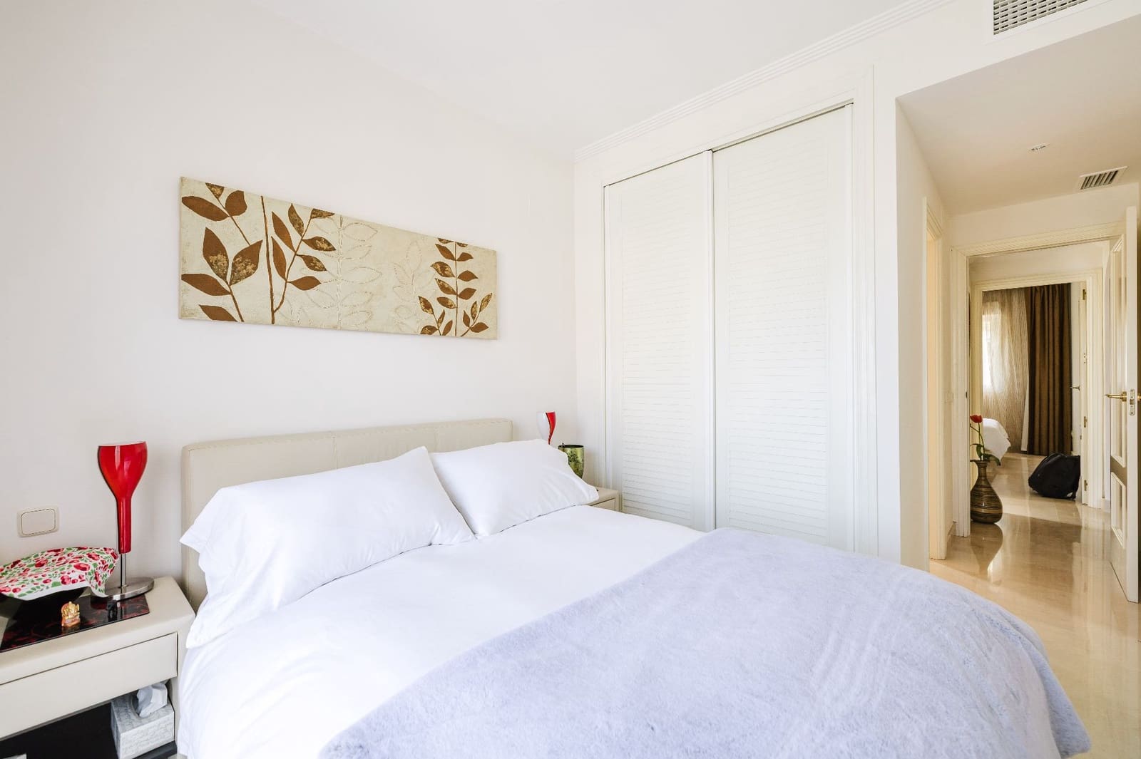 2 bedroom Flat for sale in La Cala de Mijas with pool garage - € 300,000 (Ref: 9864021)