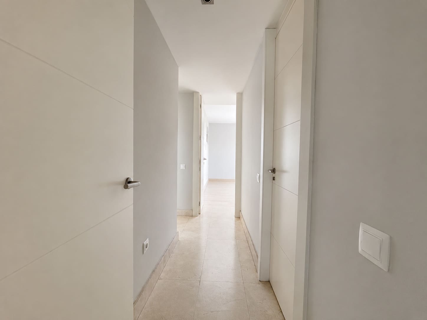 3 makuuhuone Asunto myytävänä paikassa Manilva - 359 000 € (Ref: 9864024)