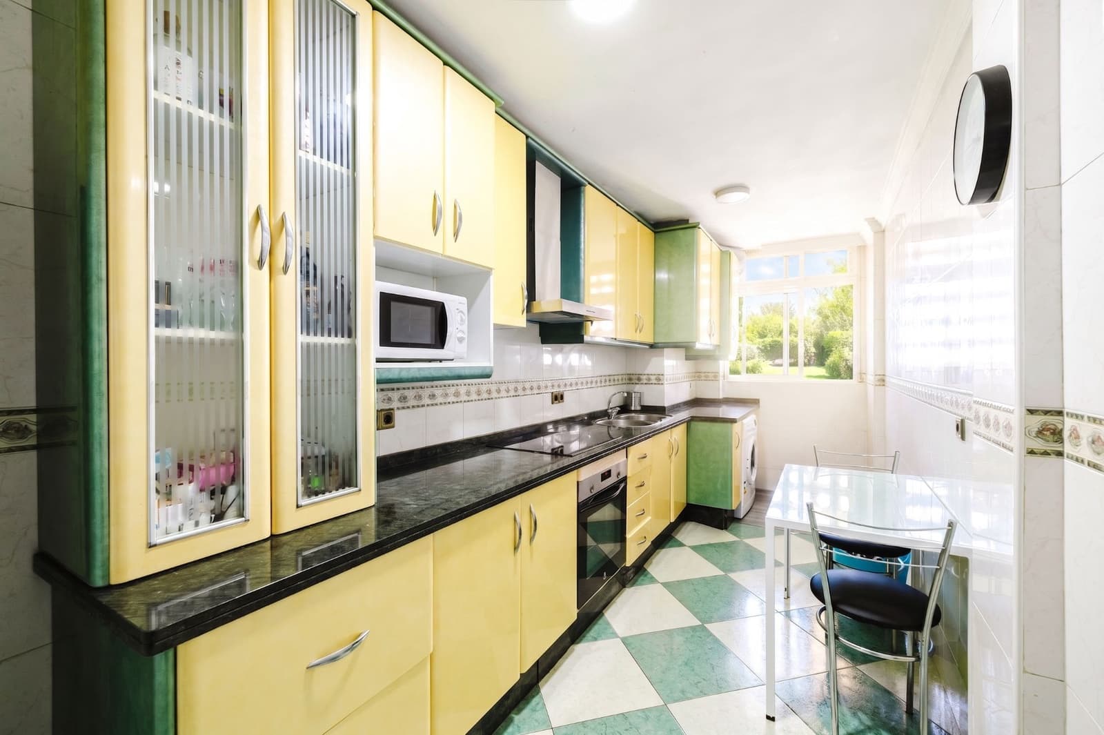 Flat for sale in Rincon de la Victoria with pool garage - € 377,000 (Ref: 9866461)