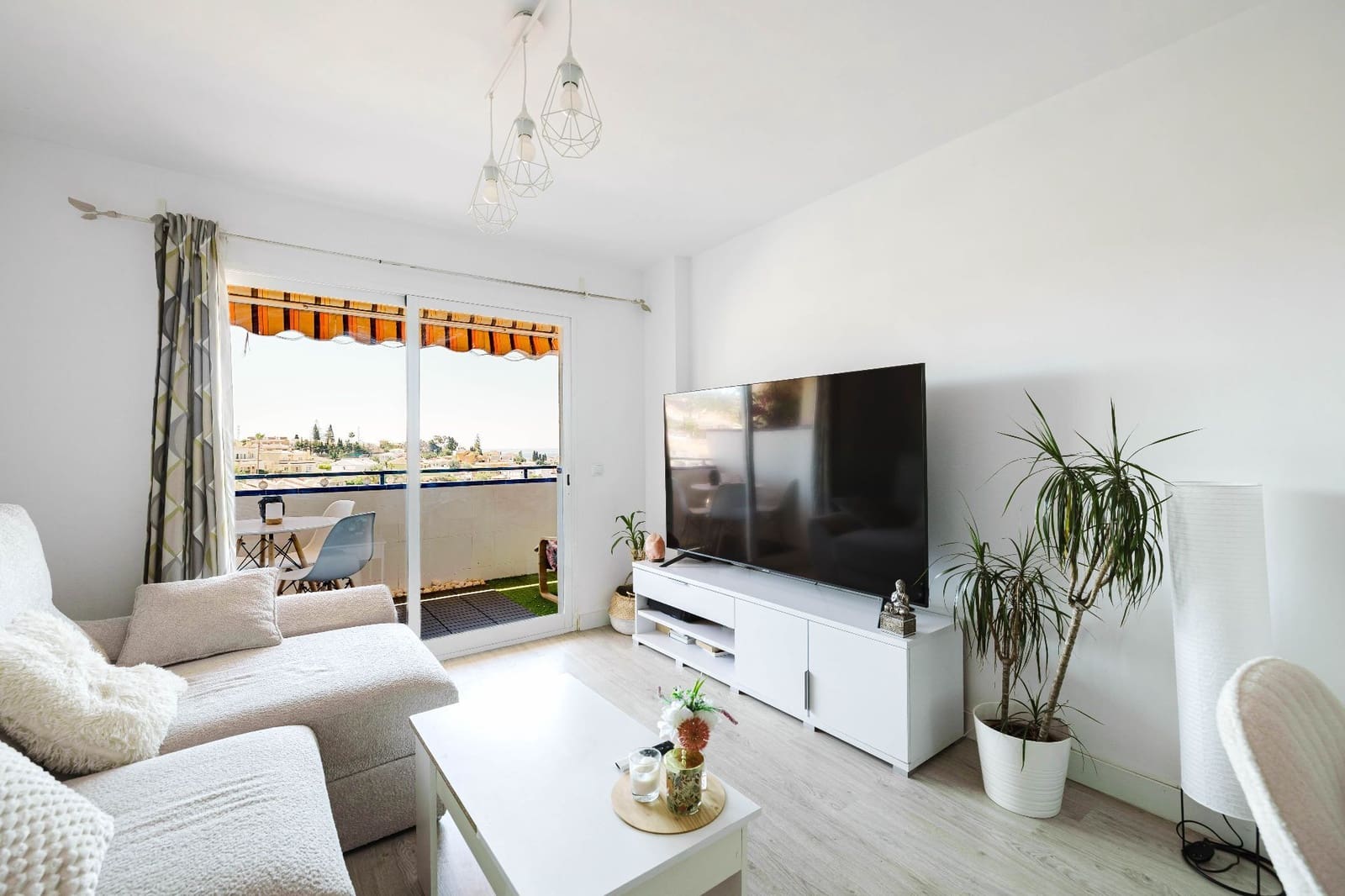 Flat for sale in Rincon de la Victoria with pool garage - € 377,000 (Ref: 9866461)