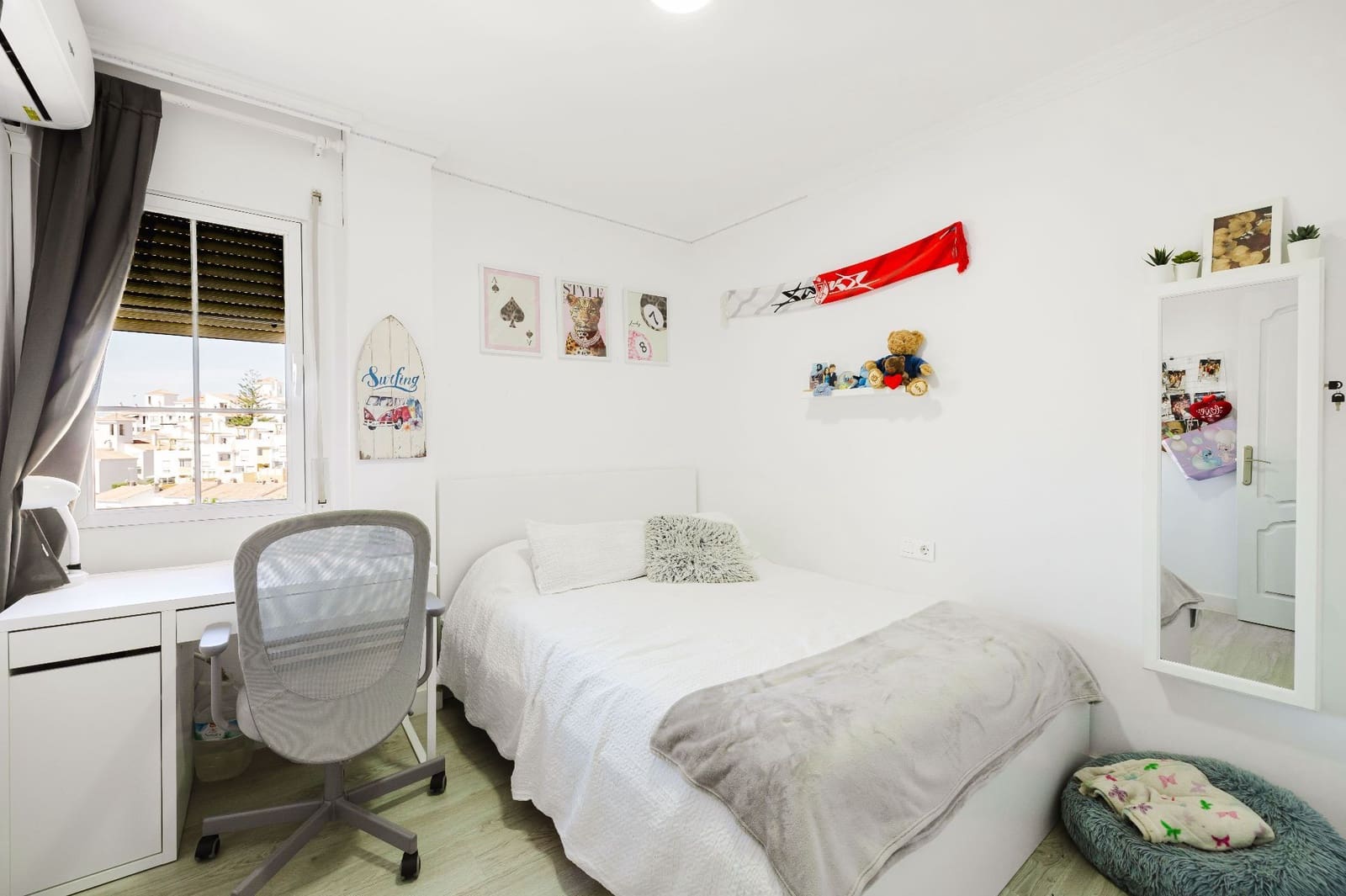 Flat for sale in Rincon de la Victoria with pool garage - € 377,000 (Ref: 9866461)