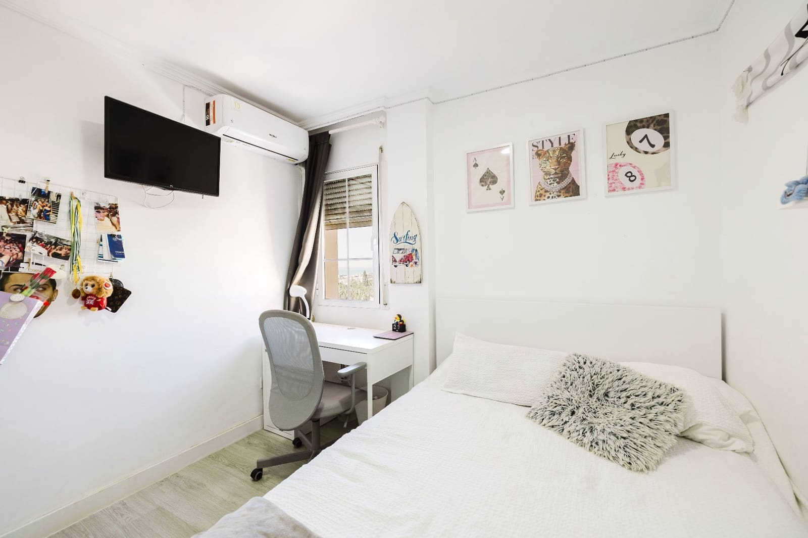 Flat for sale in Rincon de la Victoria with pool garage - € 377,000 (Ref: 9866461)