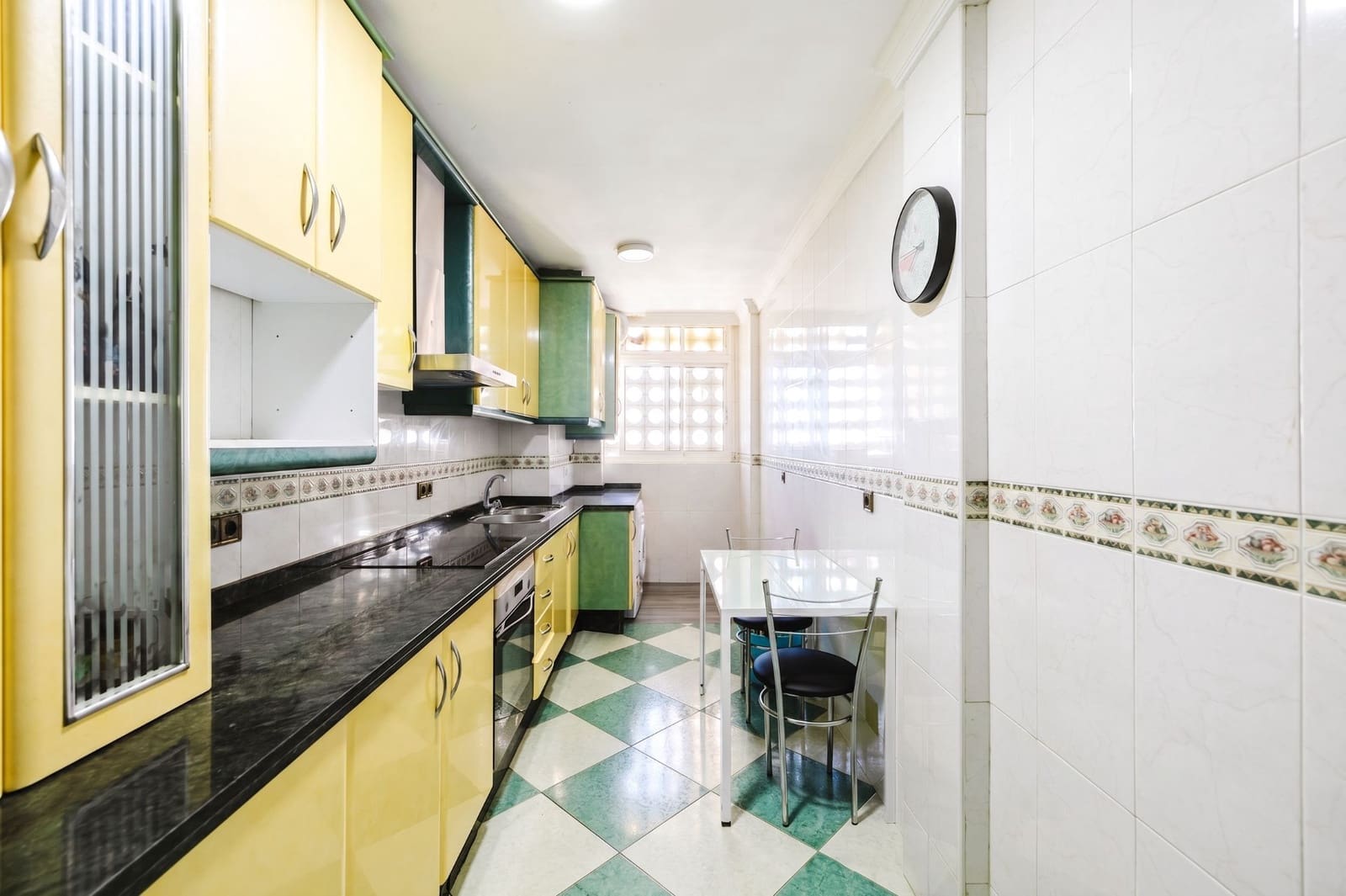 Flat for sale in Rincon de la Victoria with pool garage - € 377,000 (Ref: 9866461)