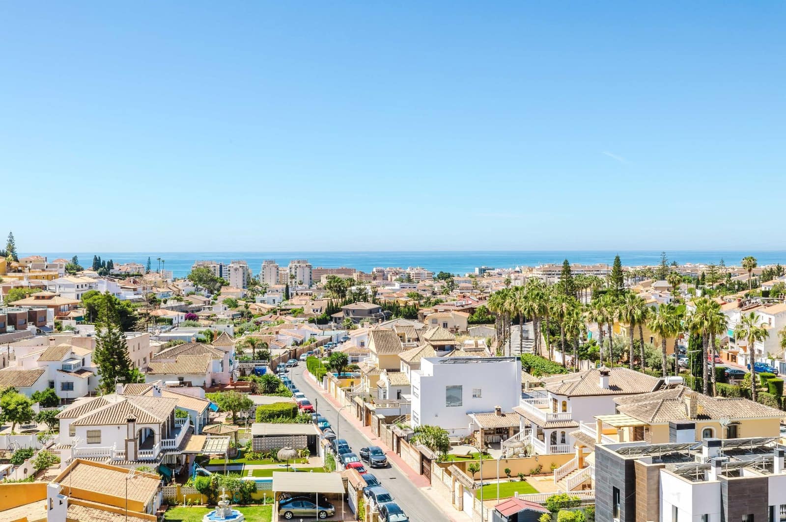 Flat for sale in Rincon de la Victoria with pool garage - € 377,000 (Ref: 9866461)