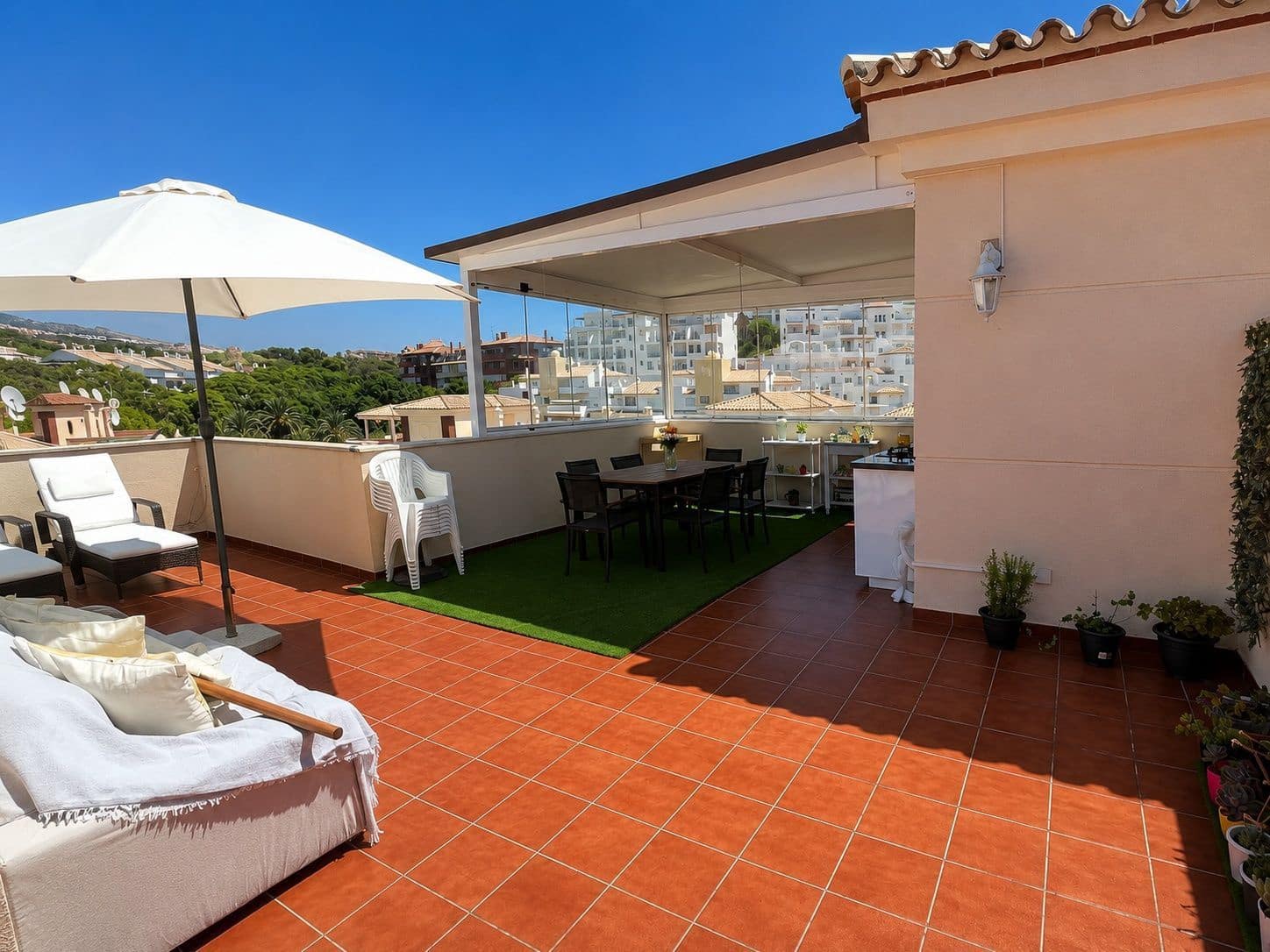 3 sovrum Takvåning till salu i Benalmadena med garage - 575 000 € (Ref: 9868165)