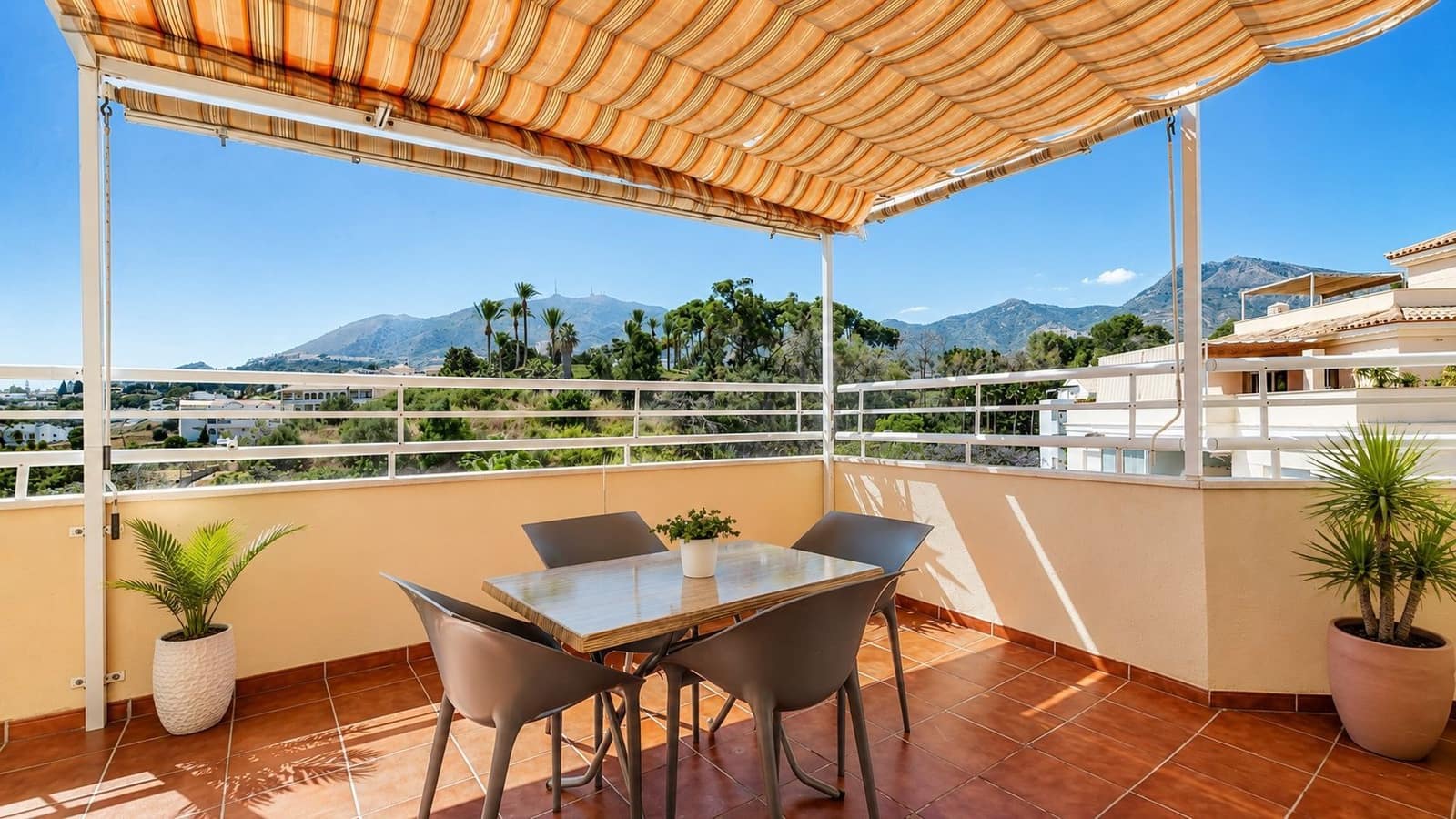3 soverom Penthouse til salgs i Benalmadena med garasje - € 575 000 (Ref: 9868165)