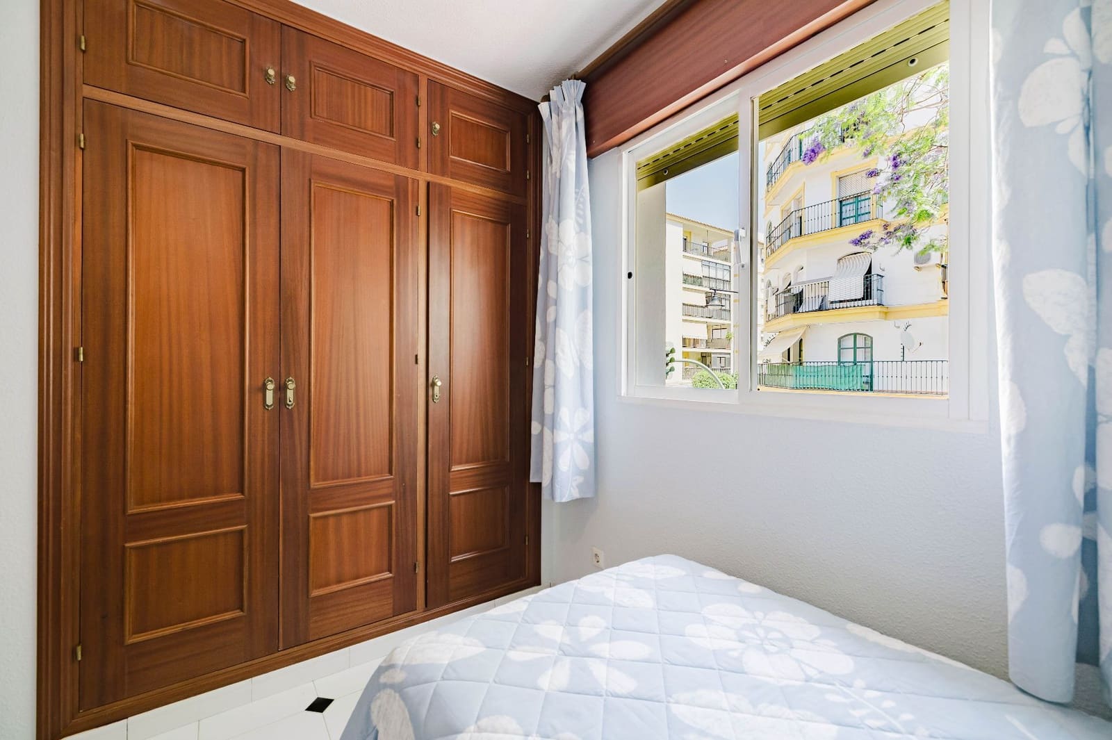 Piso de 4 habitaciones en Fuengirola en venta - 317.500 € (Ref: 9872941)