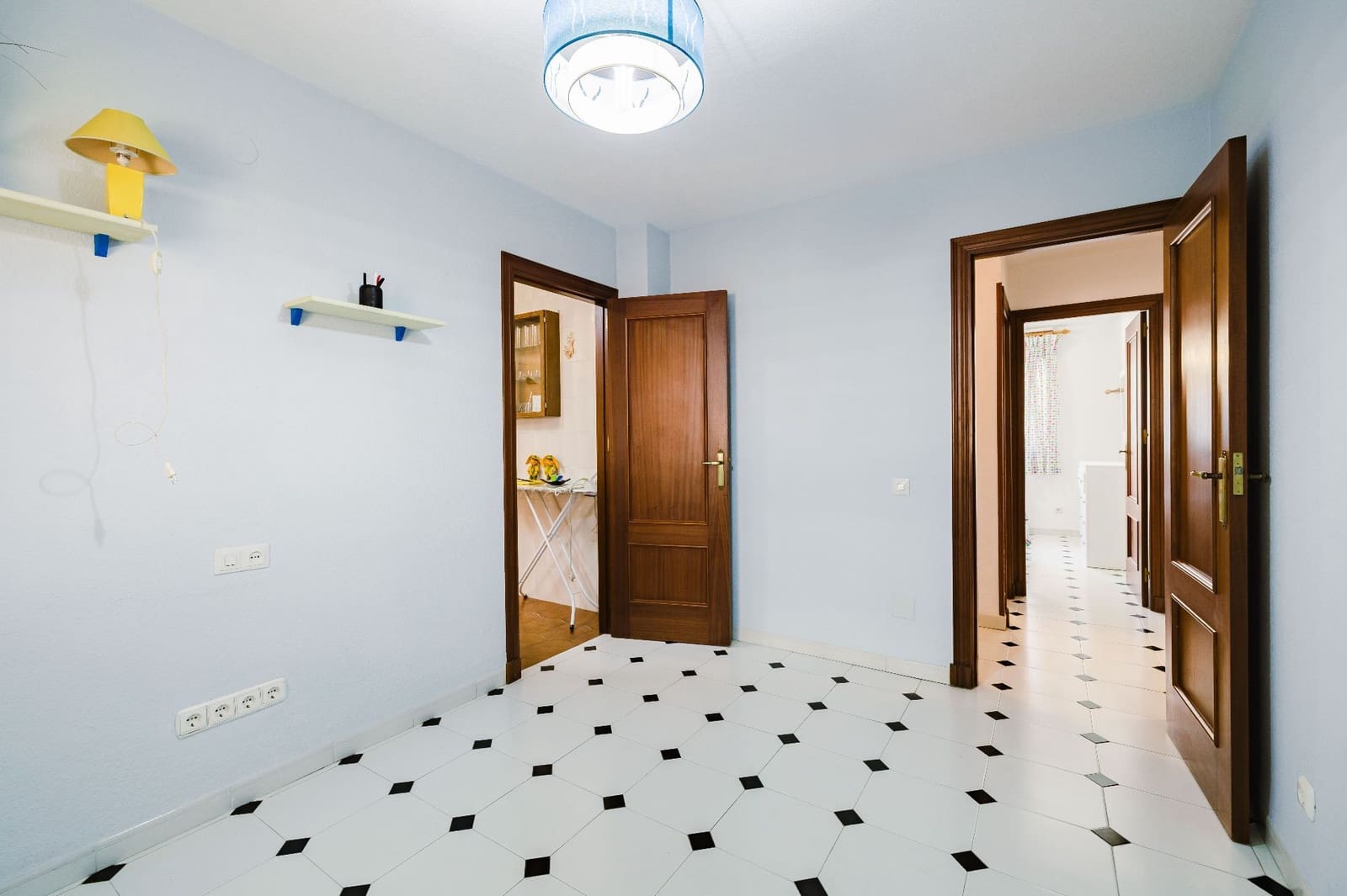 Piso de 4 habitaciones en Fuengirola en venta - 317.500 € (Ref: 9872941)