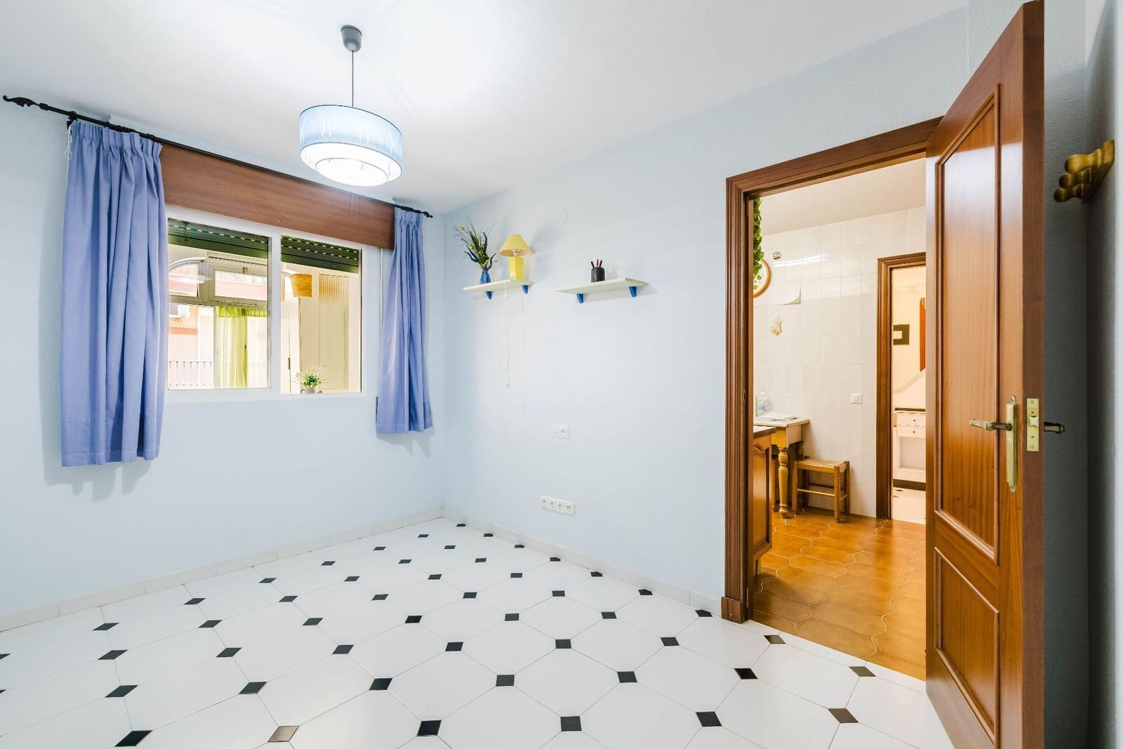 Piso de 4 habitaciones en Fuengirola en venta - 317.500 € (Ref: 9872941)