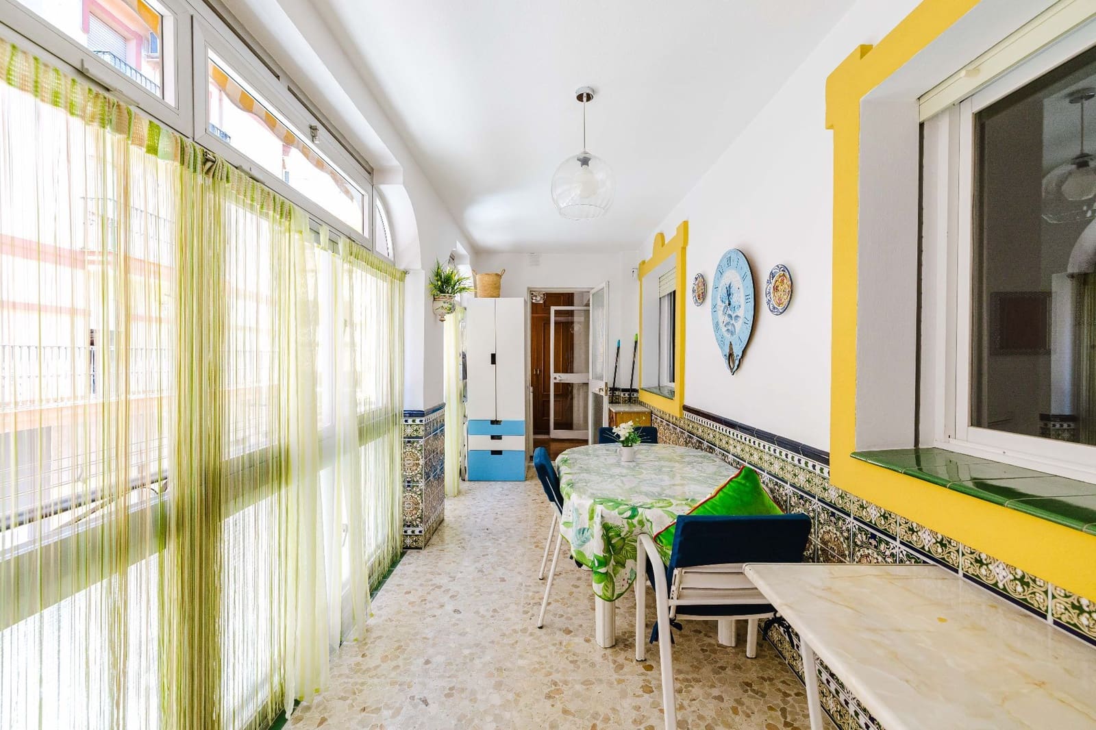 Piso de 4 habitaciones en Fuengirola en venta - 317.500 € (Ref: 9872941)