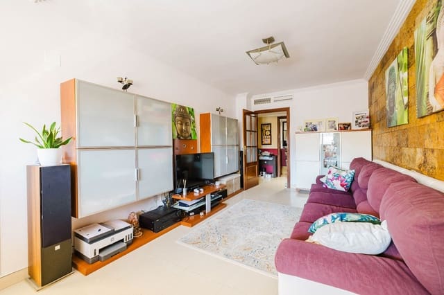 Piso de 3 habitaciones en Teatinos, Málaga ciudad en venta con piscina - 550.000 € (Ref: 9875653)