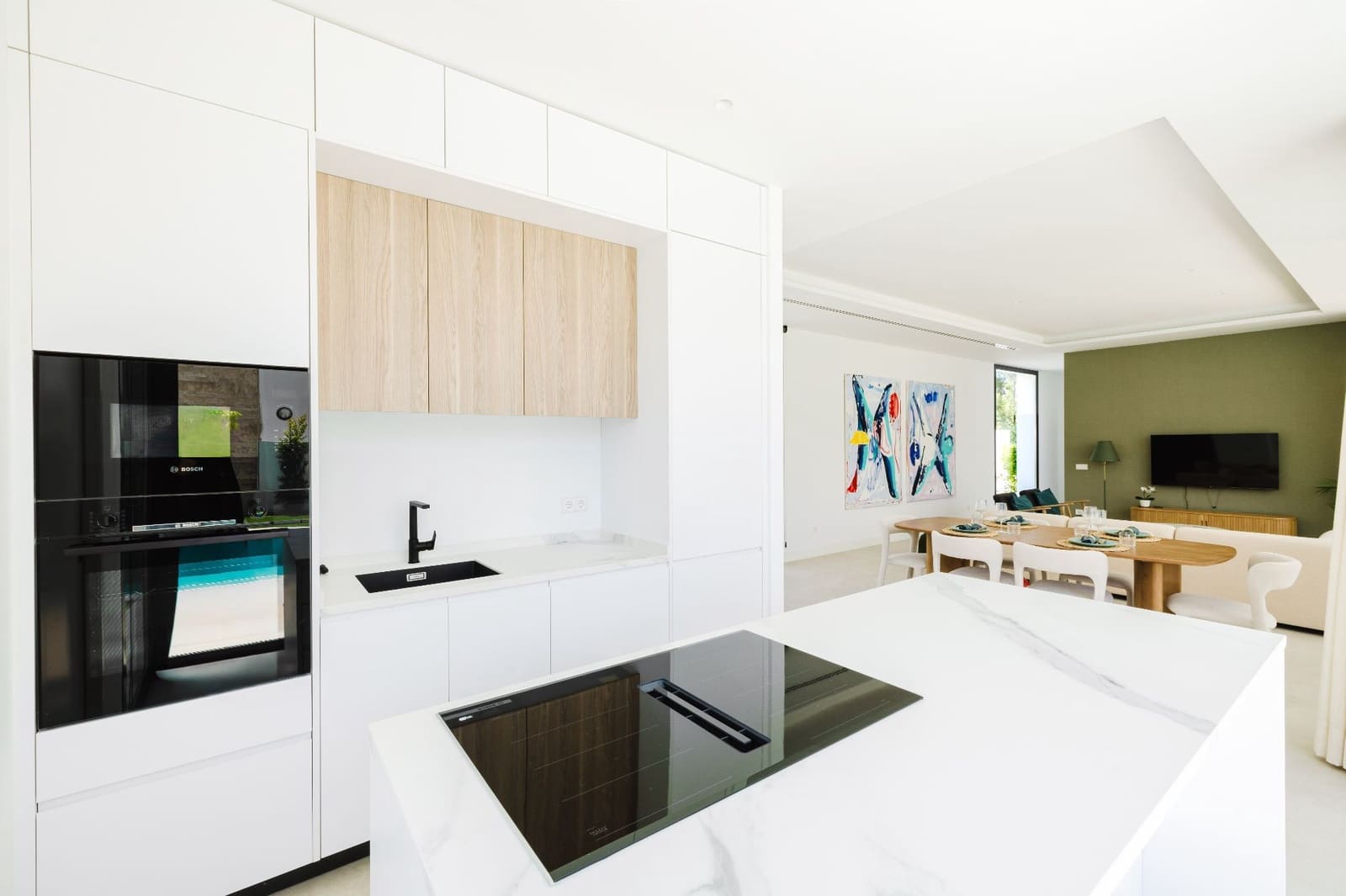 6 slaapkamer Villa te koop in Marbella met zwembad garage - € 2.100.000 (Ref: 9875656)